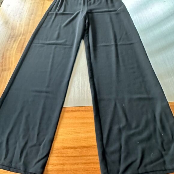 Escada black, sheer dress pants with side zipper. Size 36 - Picture 1 of 9